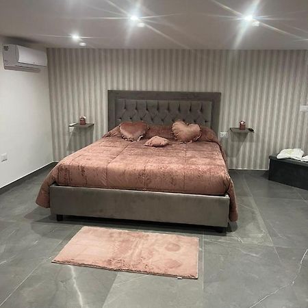 Luisana Home Naples Luaran gambar