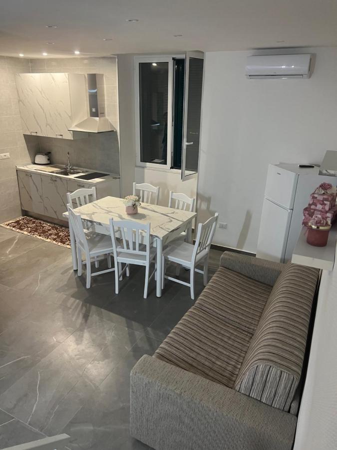 Luisana Home Naples Luaran gambar